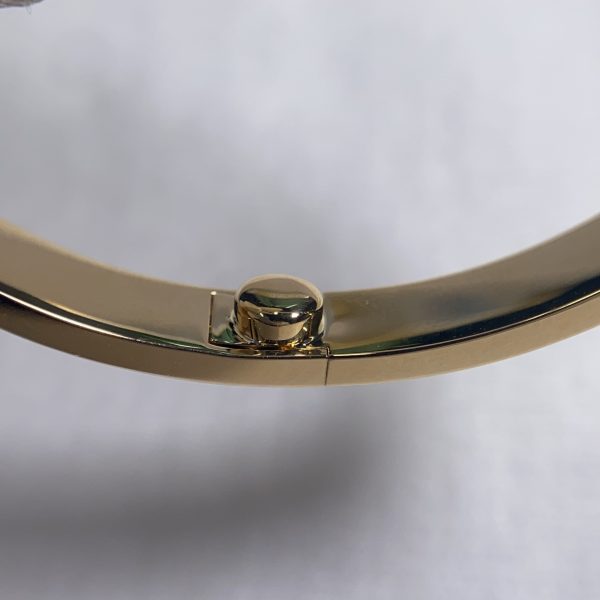 Fake cartier love bracelet real gold