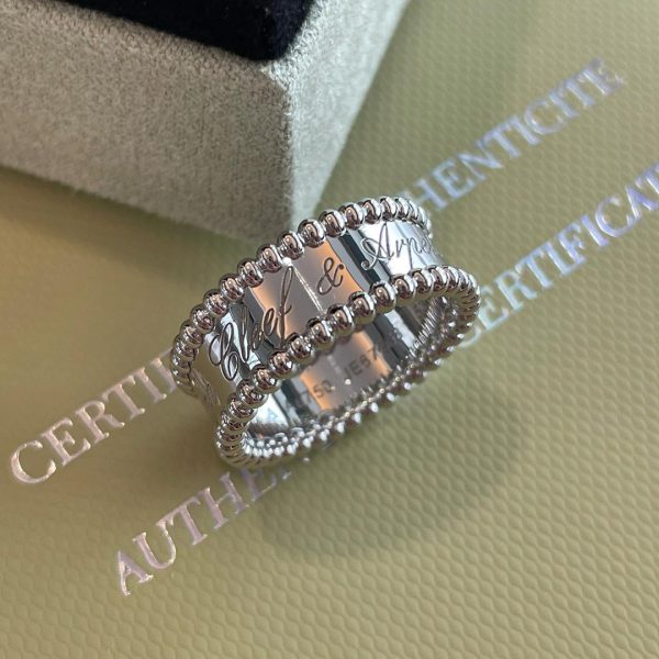 fake van cleef signature ring cheap