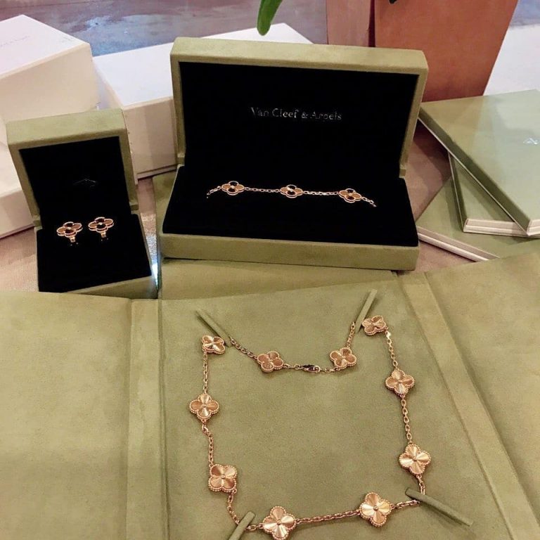 Vintage Alhambra Necklace, Bracelet, Earring Set | Top Brand 18K Gold ...