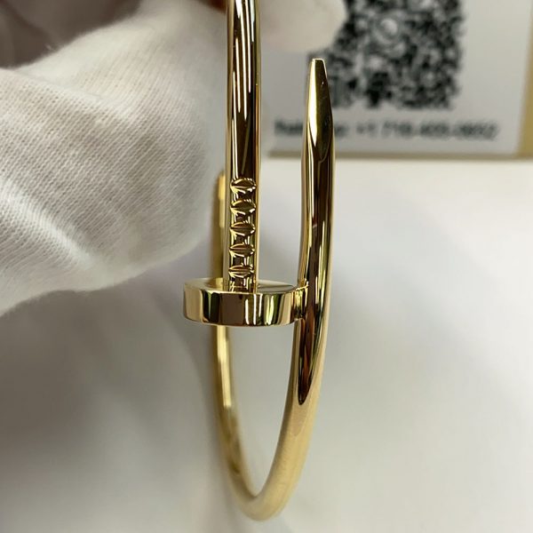 Cartier juste un clou bracelet yellow gold