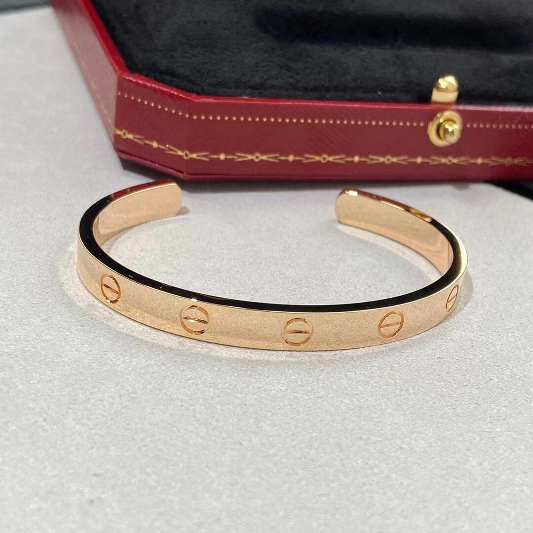 replica Cartier cuff bangle