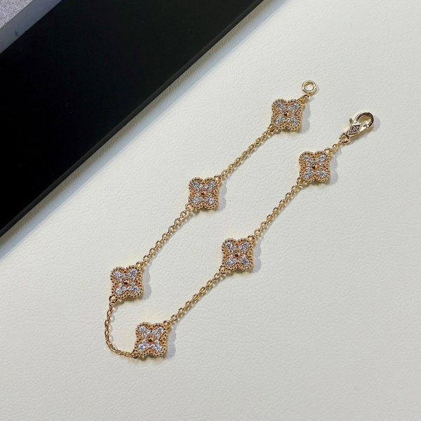 Van Cleef  Sweet Alhambra Bracelet Replica