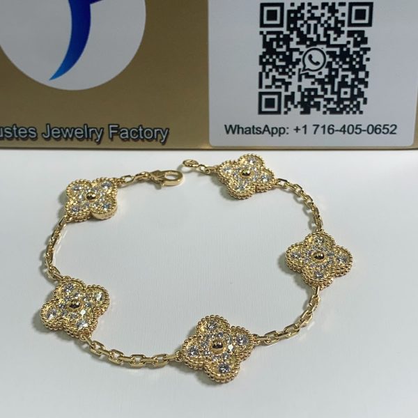 18K Yellow Gold Alhambra Bracelet 5 Motifs With Diamond