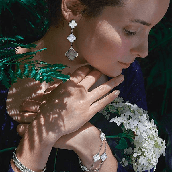 What jewelry is suitable for summer wear (2)