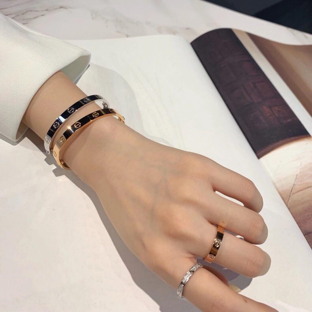 cartier love bracelet replica