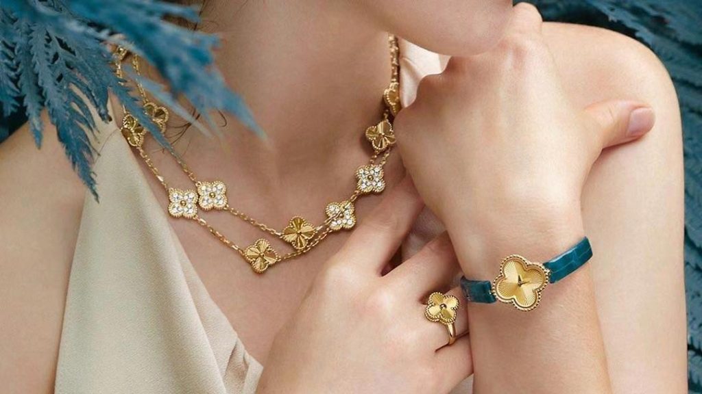 Who Is Van Cleef & Arpels Jewelry Suitable For