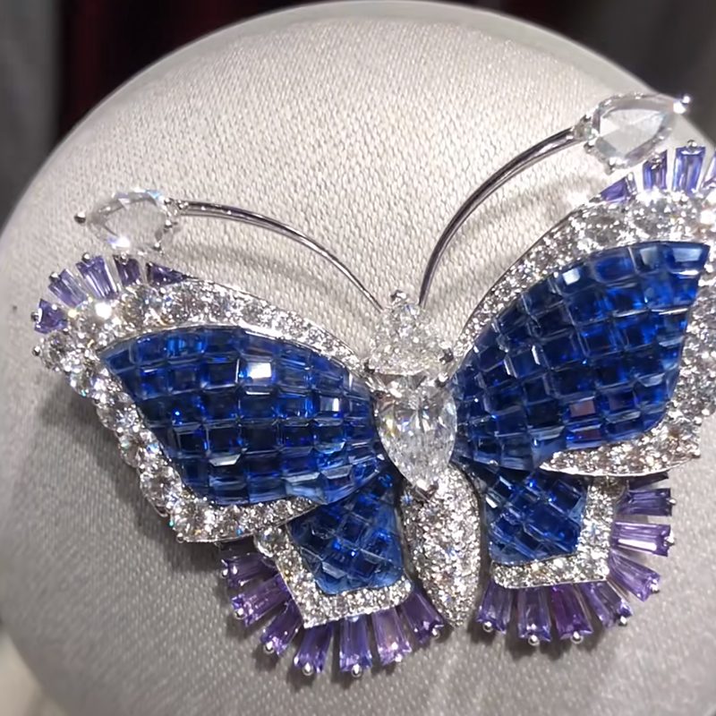 Replica Van Cleef Arpels Butterfly Sapphire